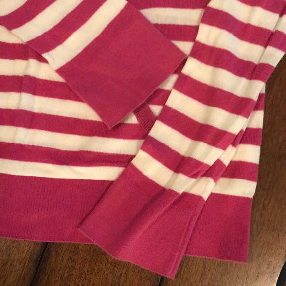 2 women’s sweaters - Picture 3 of 6